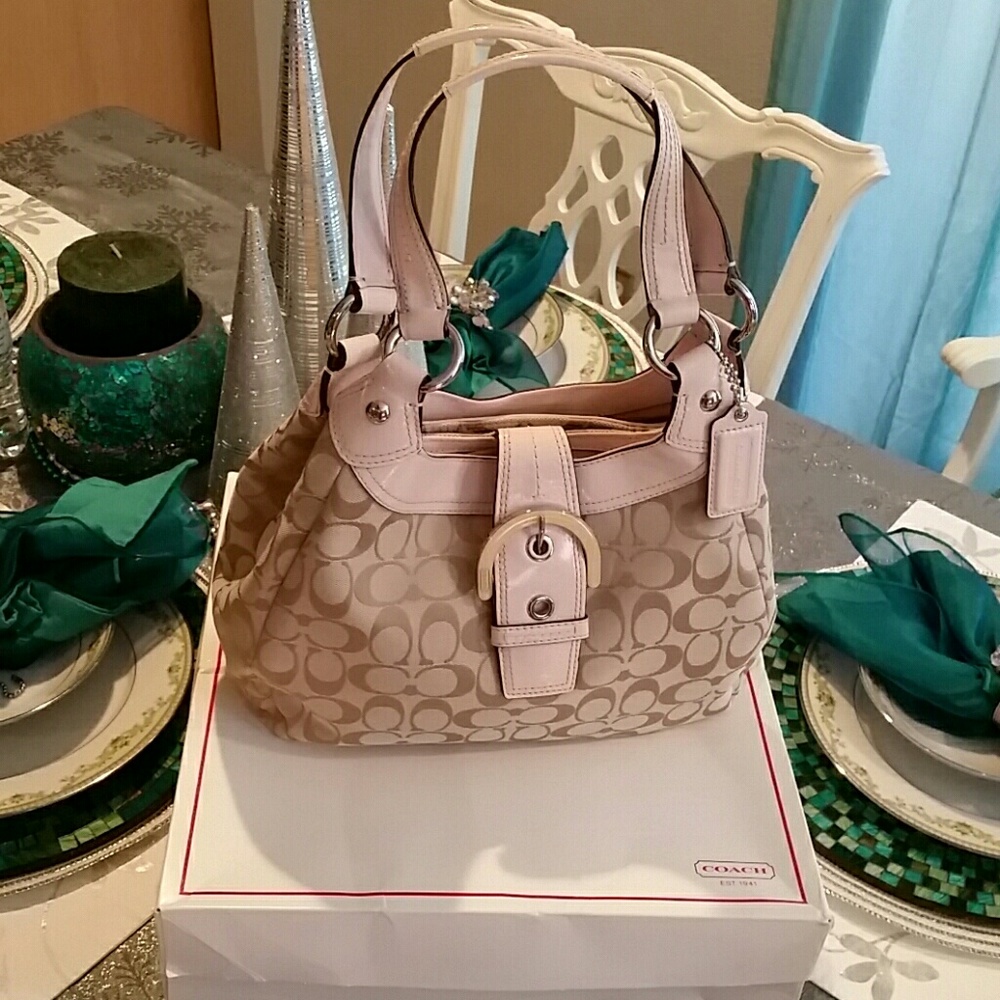 PRICE FIRM COACH SIGNATURE LYNN HOBO SHOULDER BAG. - Picture 1 of 8